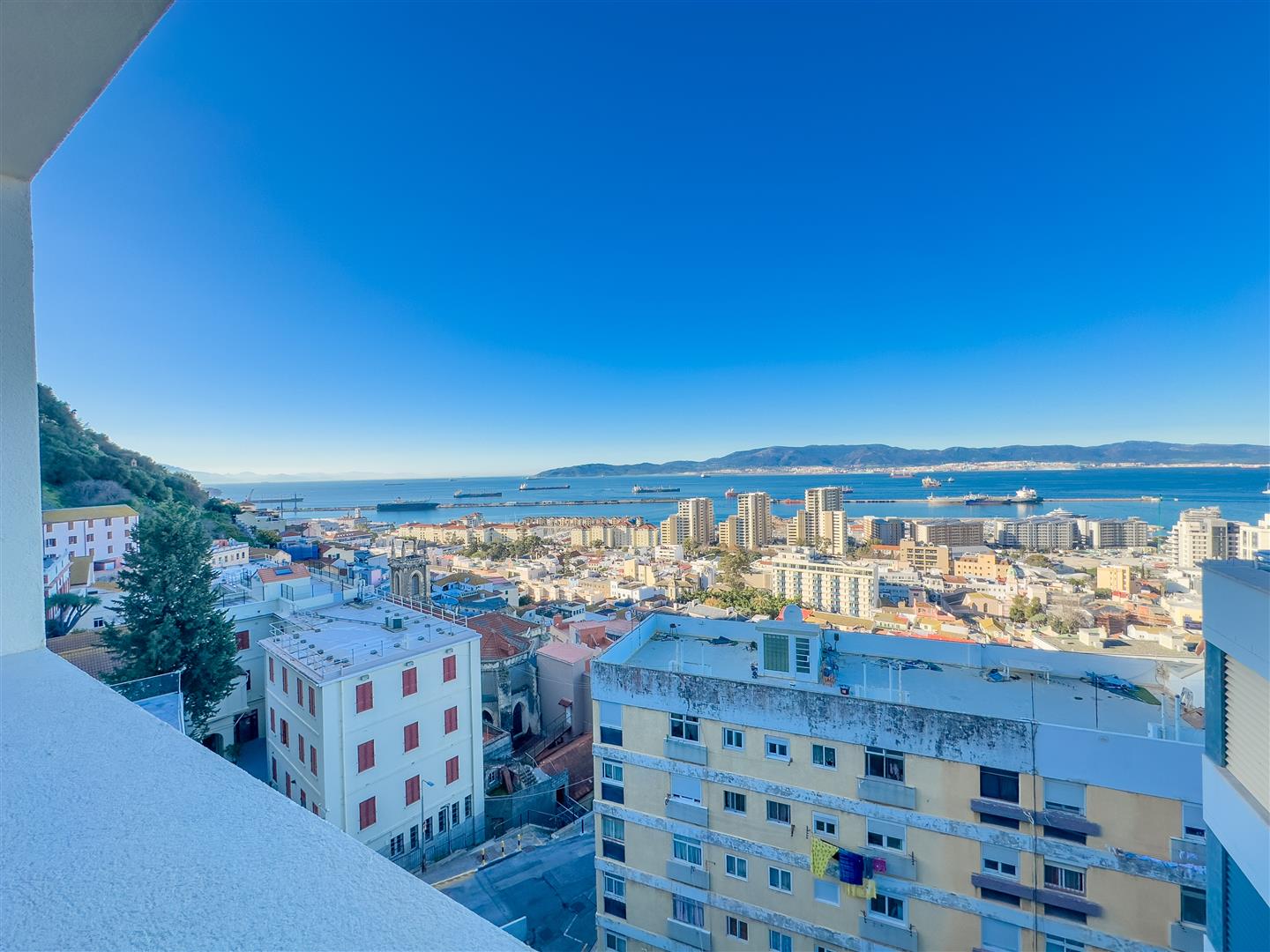 Image of Apartment - 3 Bedrooms - 2 Bathrooms for Rental in Arengos Gardens-Gibraltar, Image 23